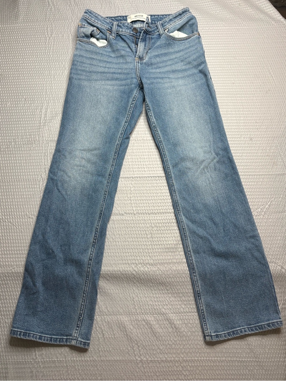 Hollister Low-Rise Straight Leg Jean